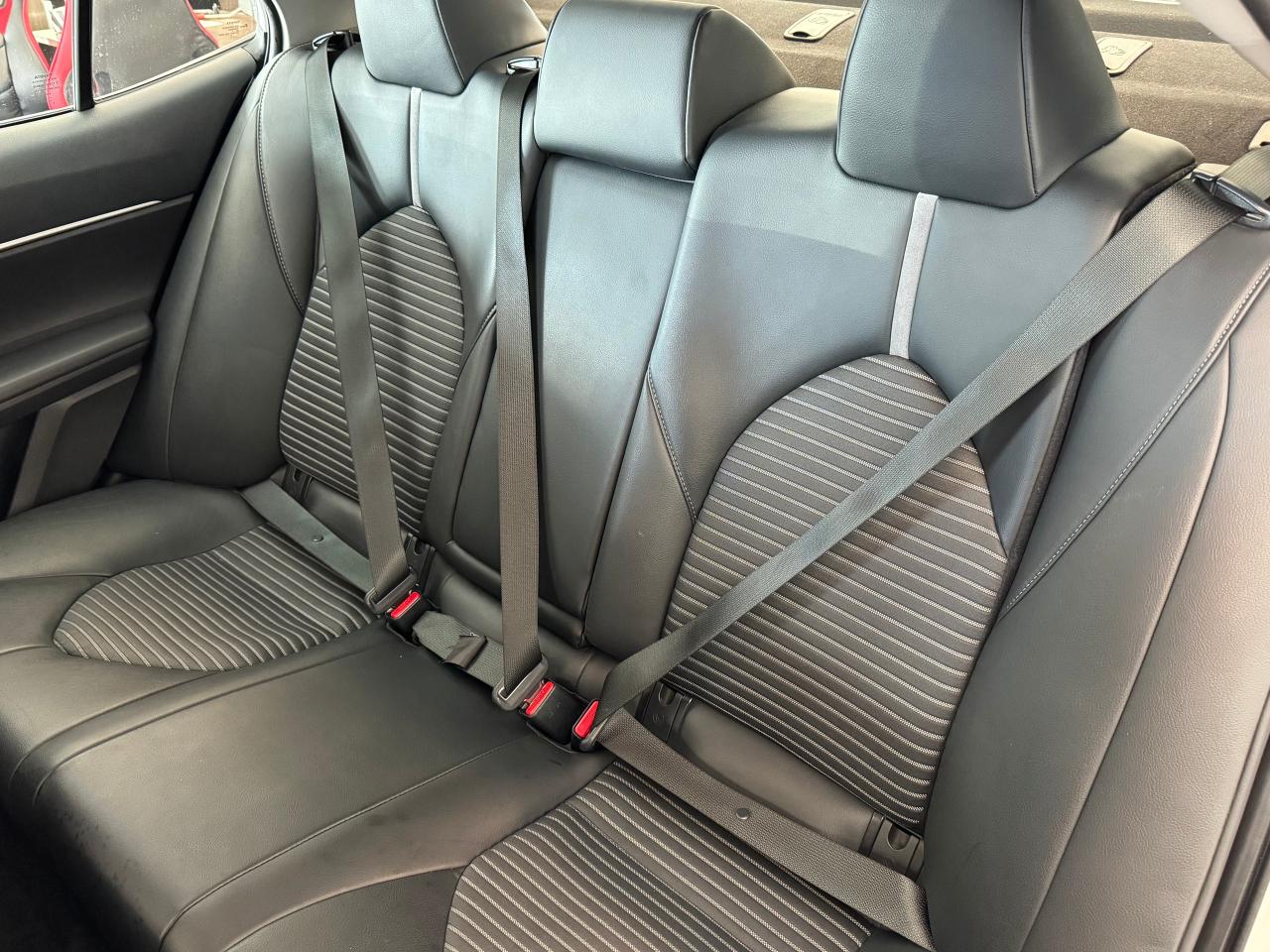 2021 Toyota Camry SE+New Tires+Lanekeep+Adaptive Cruise+CLEAN CARFAX Photo94