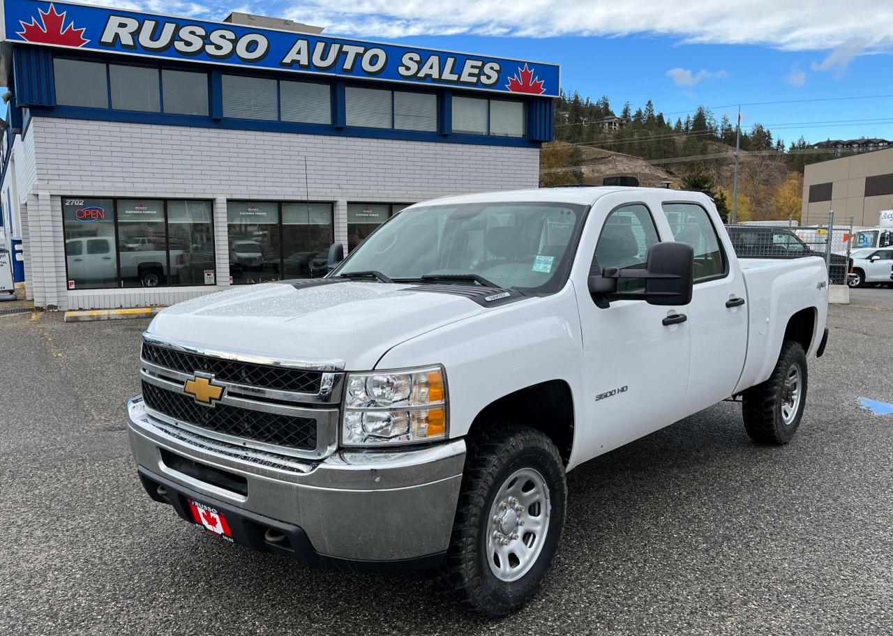2014 Chevrolet Silverado 3500 HD 4x4 Crew Cab, Low Km