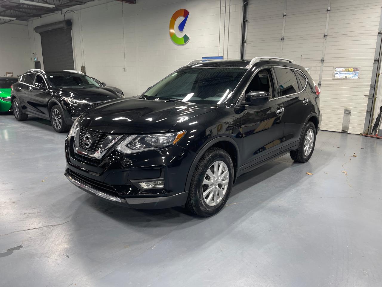 Used 2017 Nissan Rogue SV for sale in North York, ON