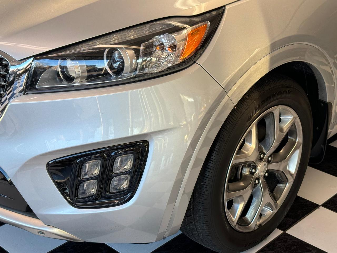 2016 Kia Sorento SX 7 Passenger V6 AWD+Roof+Blind Spot+CLEAN CARFAX Photo124