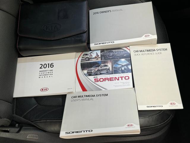 2016 Kia Sorento SX 7 Passenger V6 AWD+Roof+Blind Spot+CLEAN CARFAX Photo32