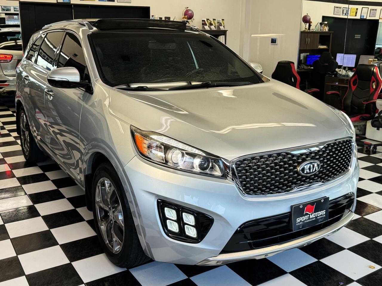 2016 Kia Sorento SX 7 Passenger V6 AWD+Roof+Blind Spot+CLEAN CARFAX Photo5