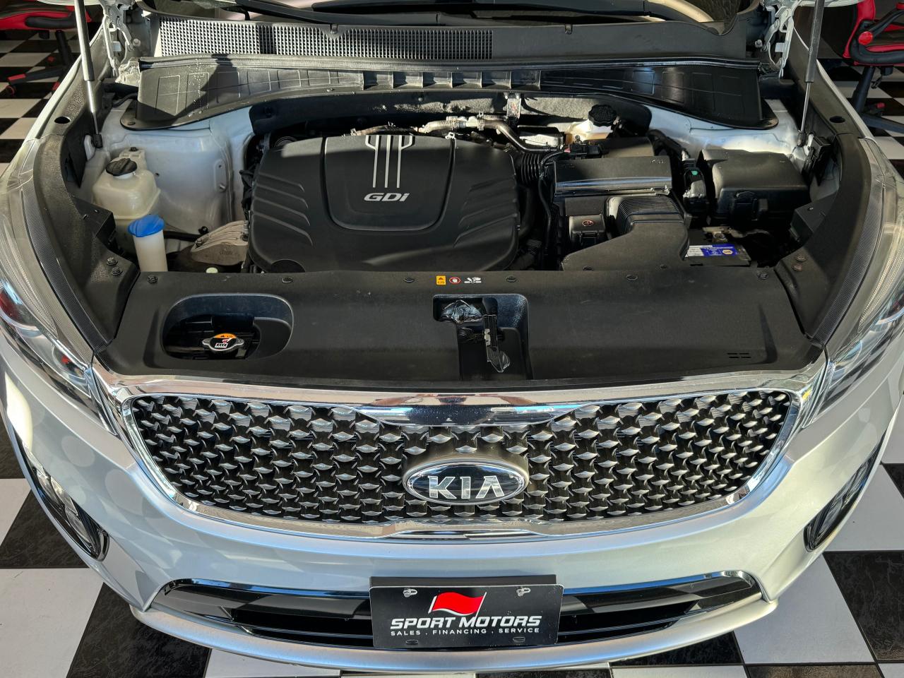 2016 Kia Sorento SX 7 Passenger V6 AWD+Roof+Blind Spot+CLEAN CARFAX Photo83