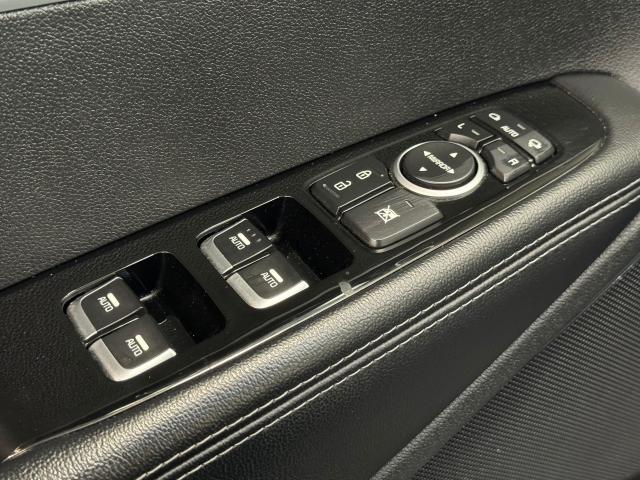 2016 Kia Sorento SX 7 Passenger V6 AWD+Roof+Blind Spot+CLEAN CARFAX Photo67