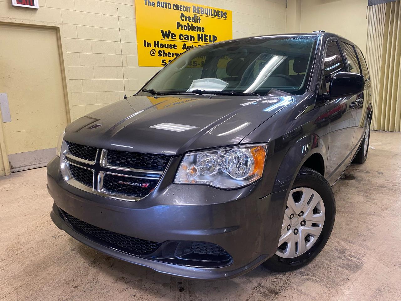2018 Dodge Grand Caravan SXT - Photo #1