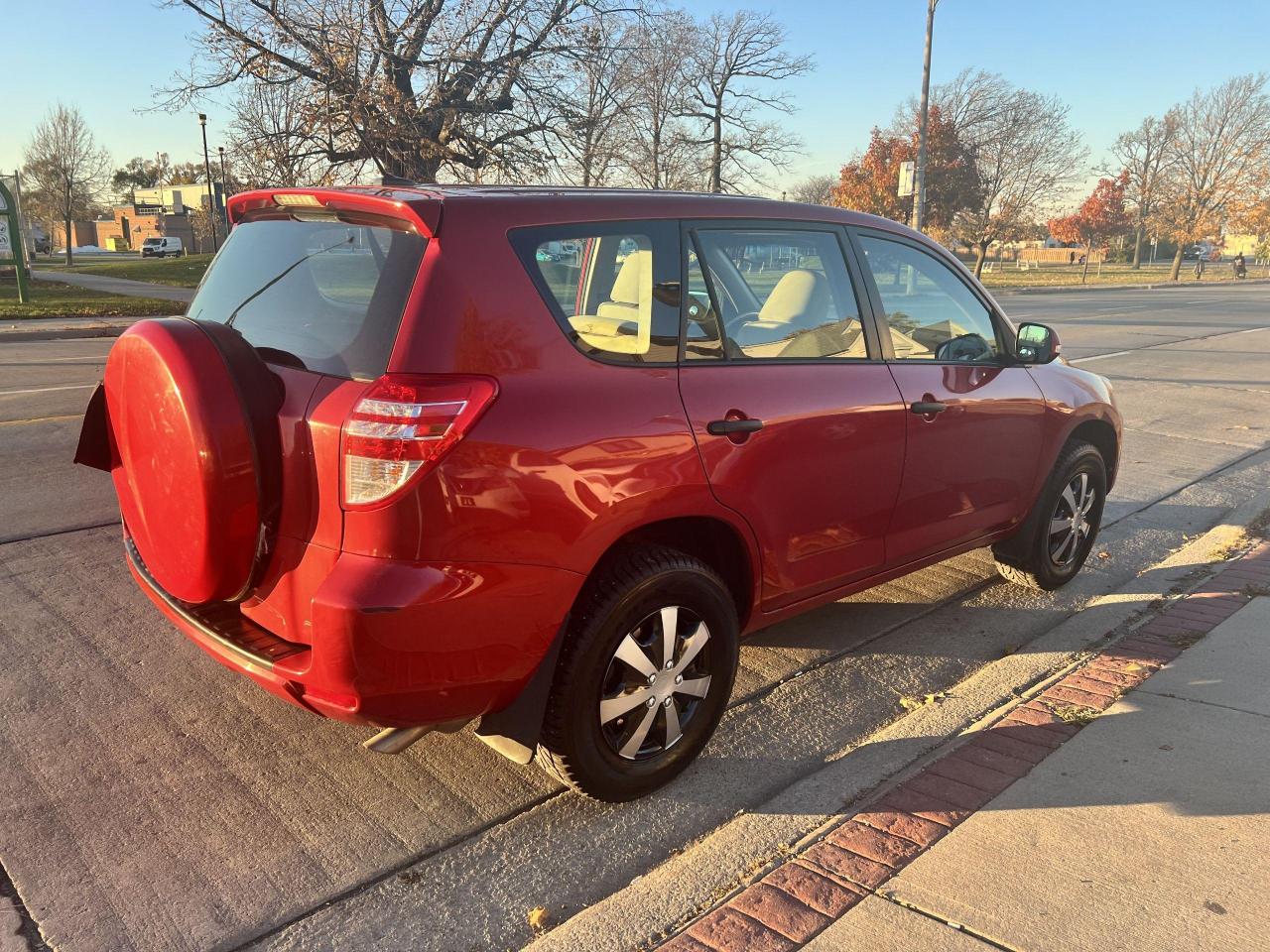 2010 Toyota RAV4 2WD 4dr I4 Base - Photo #9