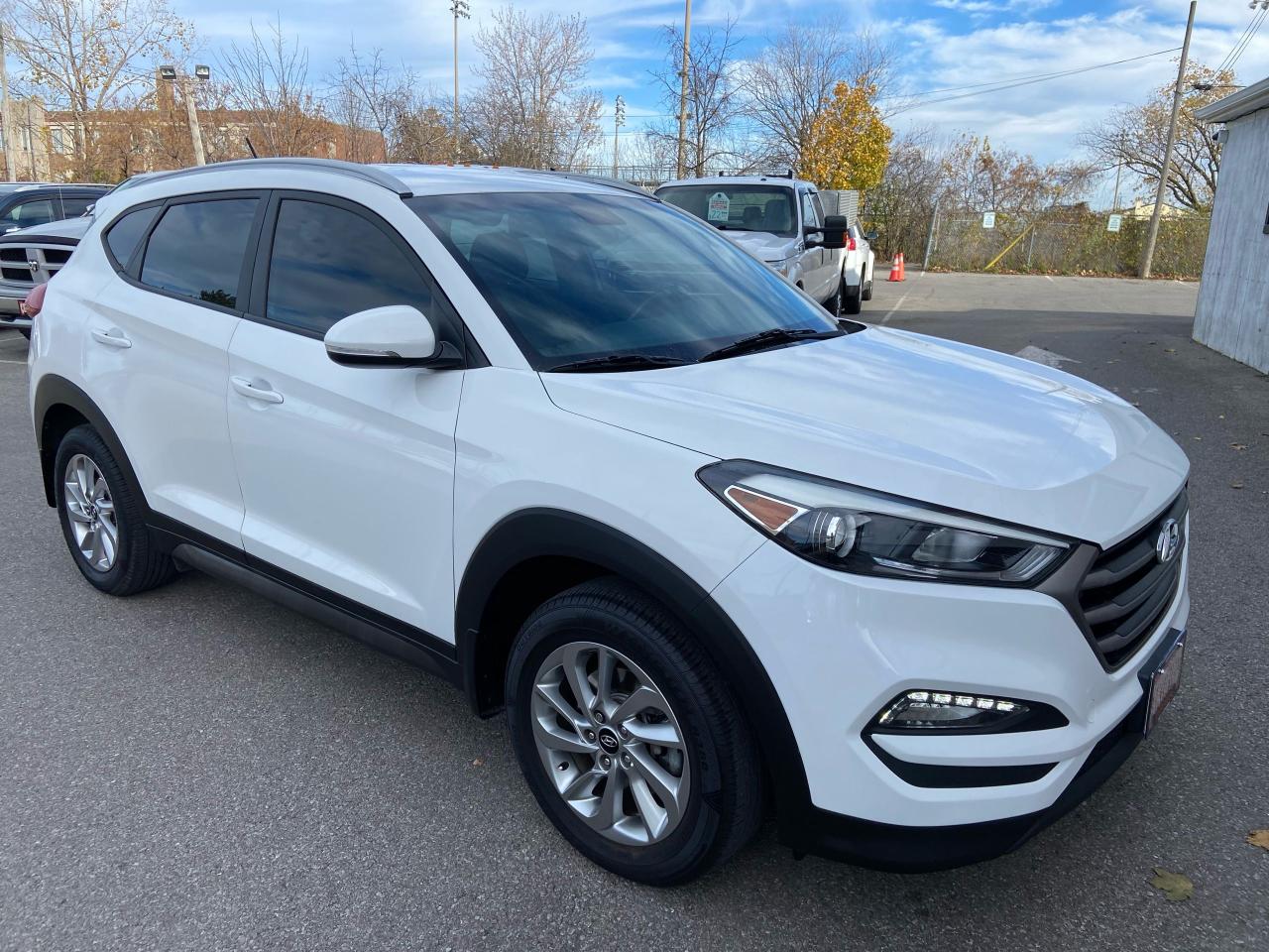 2016 Hyundai Tucson Premium ** BSM, BACK CAM, HTD SEATS **