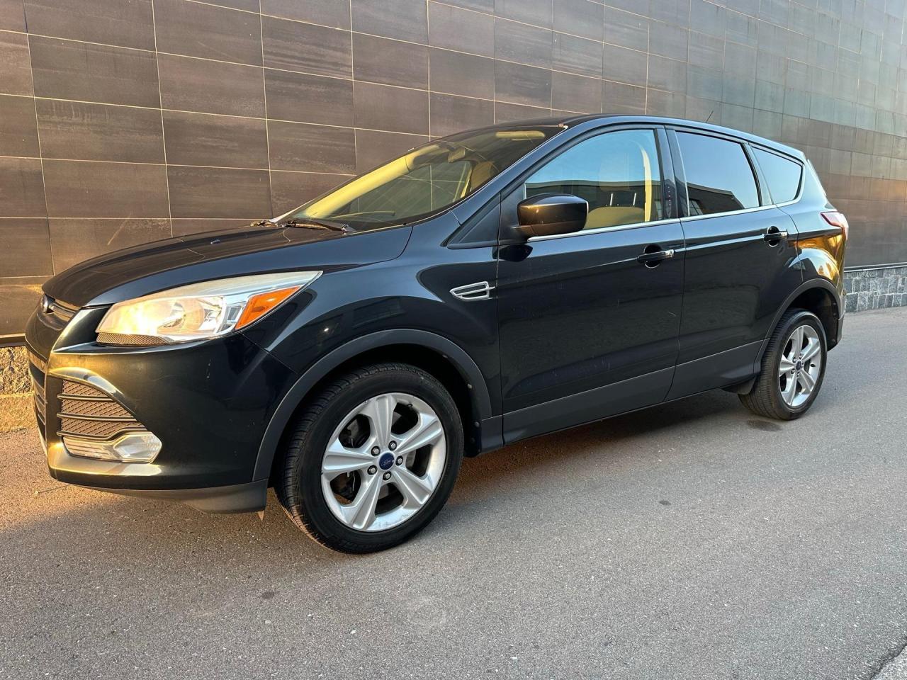 2014 Ford Escape SE 4WD - Photo #1