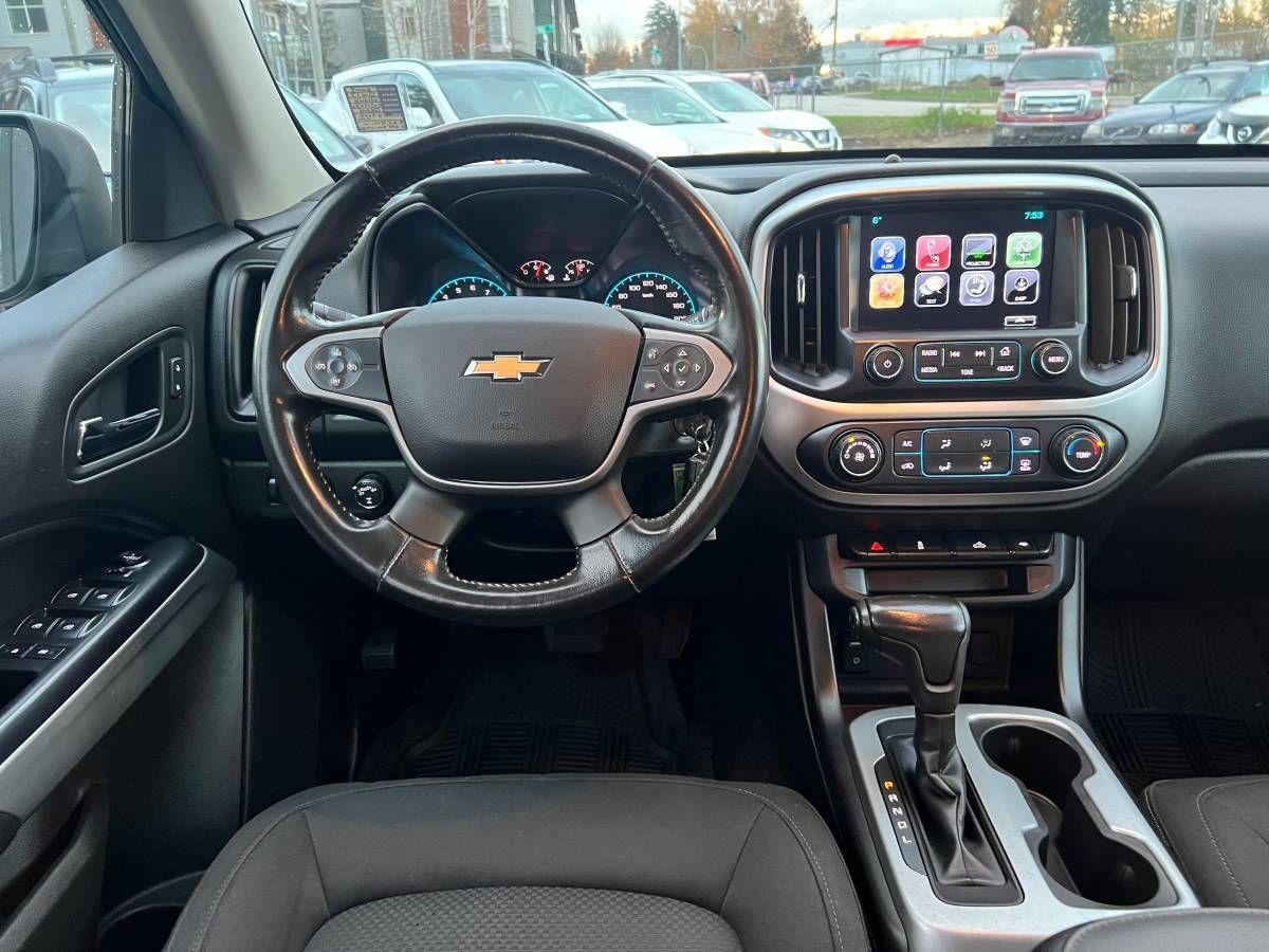 2017 Chevrolet Colorado 4WD LT - Photo #16