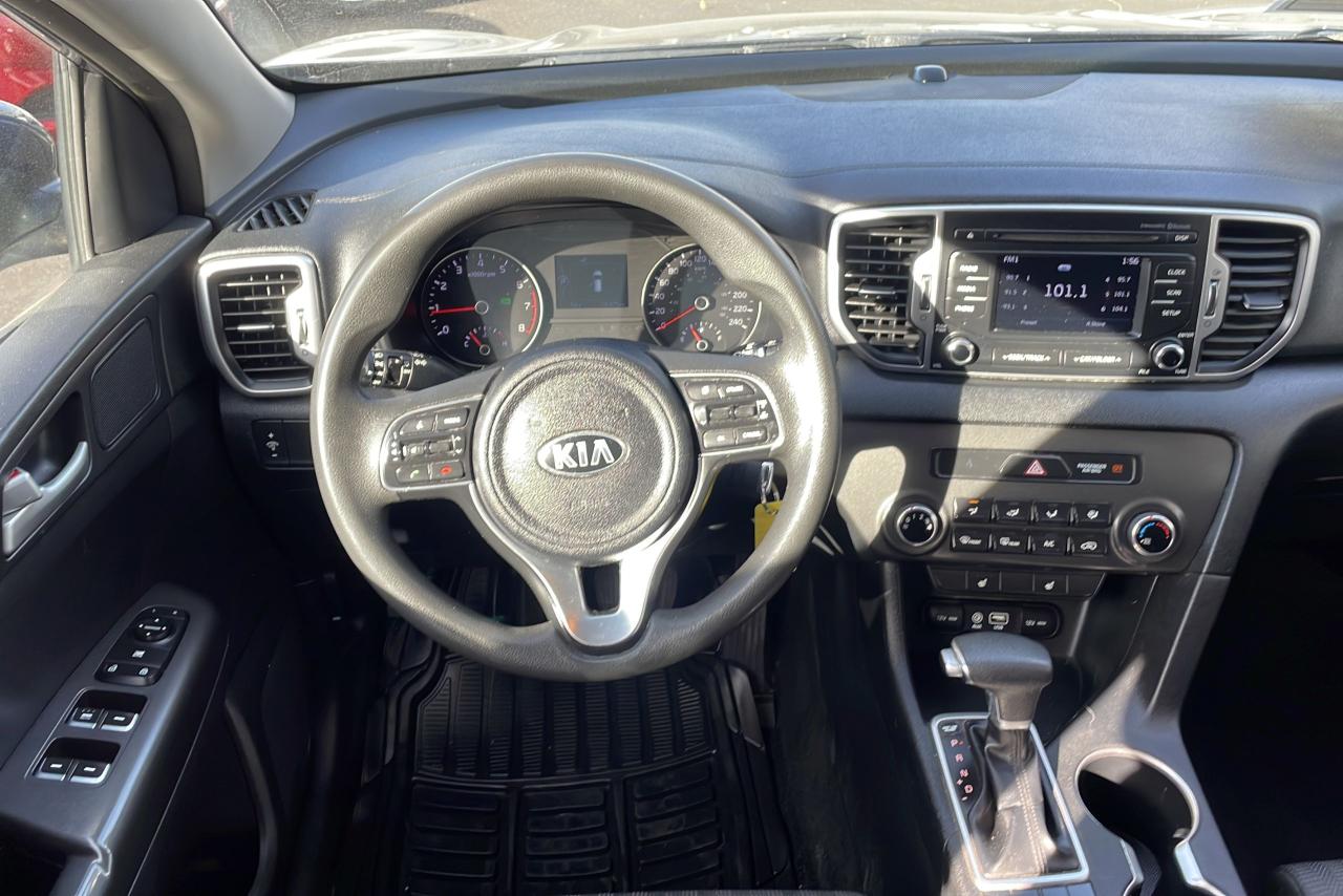2019 Kia Sportage LX **Heated Seats/Bluetooth/Reverse Cam** - Photo #10
