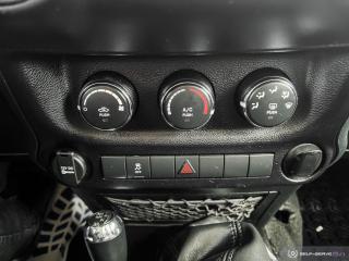 2016 Jeep Wrangler SPORT / MANUAL / 4WD / NO ACCIDENTS - Photo #17