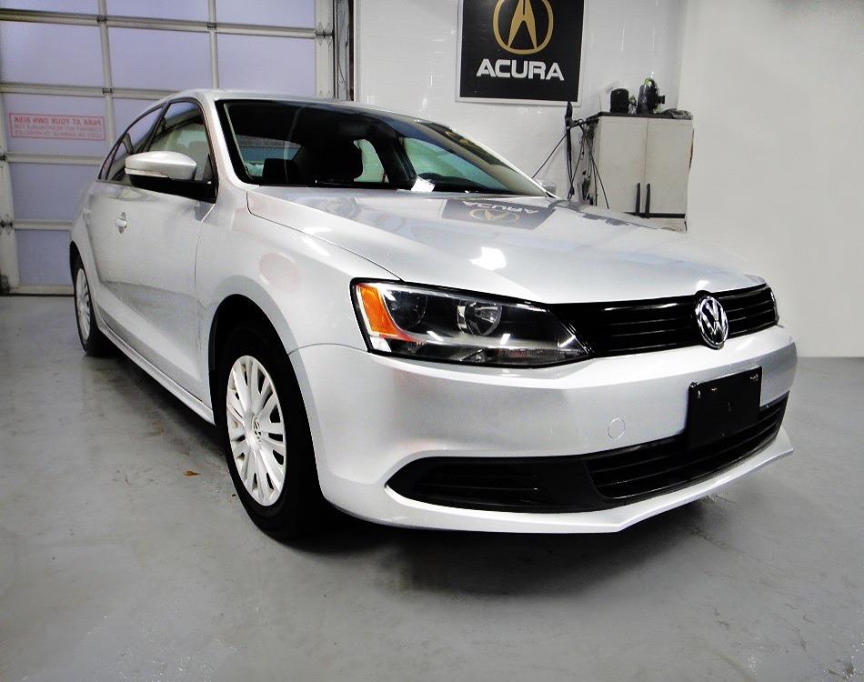 2014 Volkswagen Jetta WELL MAINTAIN,ALL SERVICE RECORDS,TRENDLINE - Photo #1