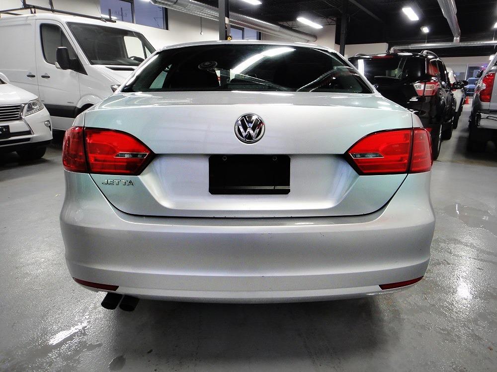 2014 Volkswagen Jetta WELL MAINTAIN,ALL SERVICE RECORDS,TRENDLINE - Photo #5