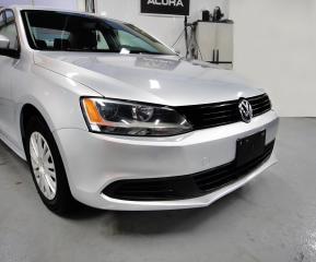 2014 Volkswagen Jetta WELL MAINTAIN,ALL SERVICE RECORDS,TRENDLINE - Photo #12