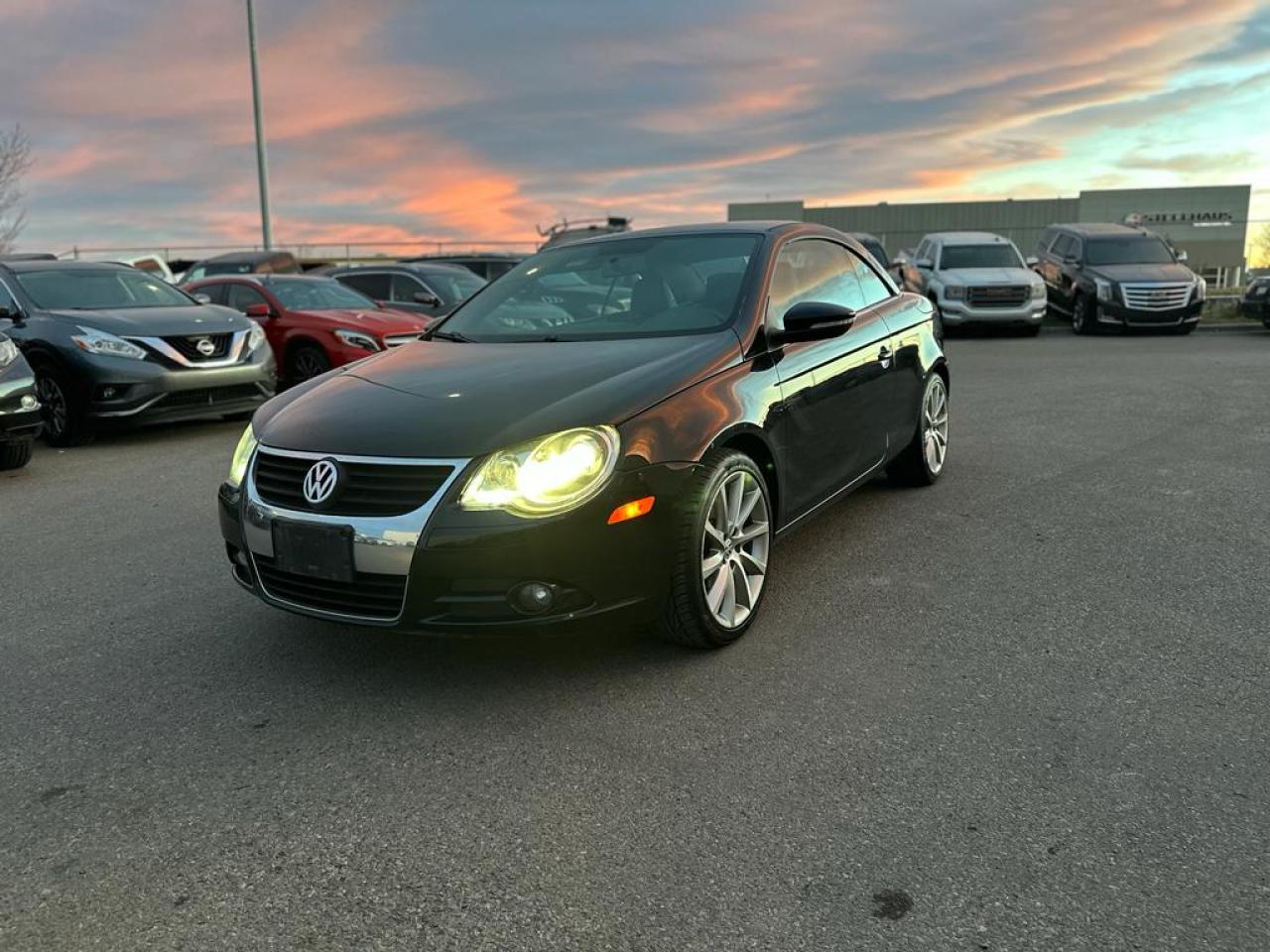 Used 2011 Volkswagen Eos KOMFORT | LEATHER | CONVERTIBLE | $0 DOWN for sale in Calgary, AB