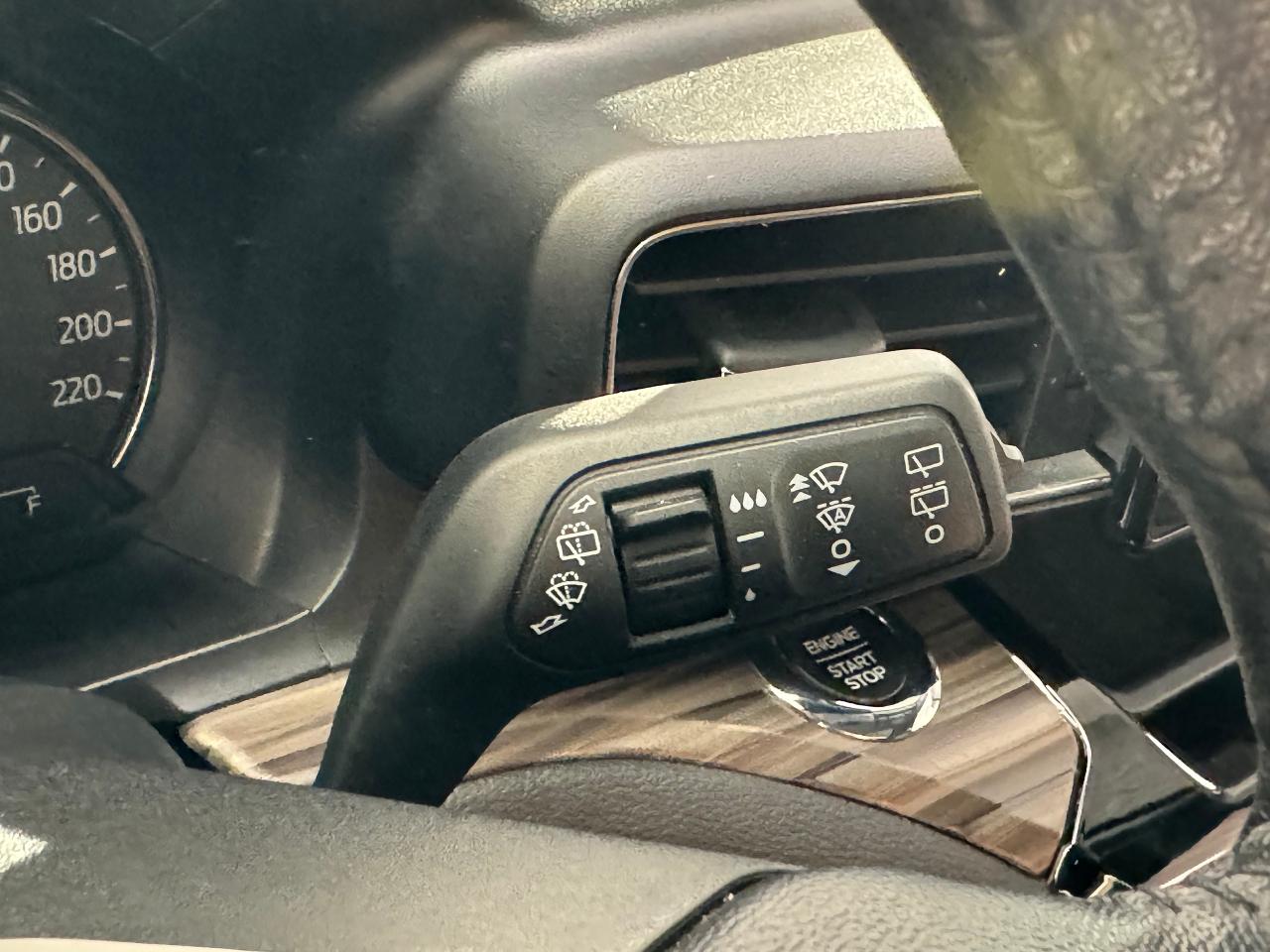 2021 Ford Explorer Limited 4WD 6 Pass+GPS+Lane Keep+Adaptive Cruise - Photo #57