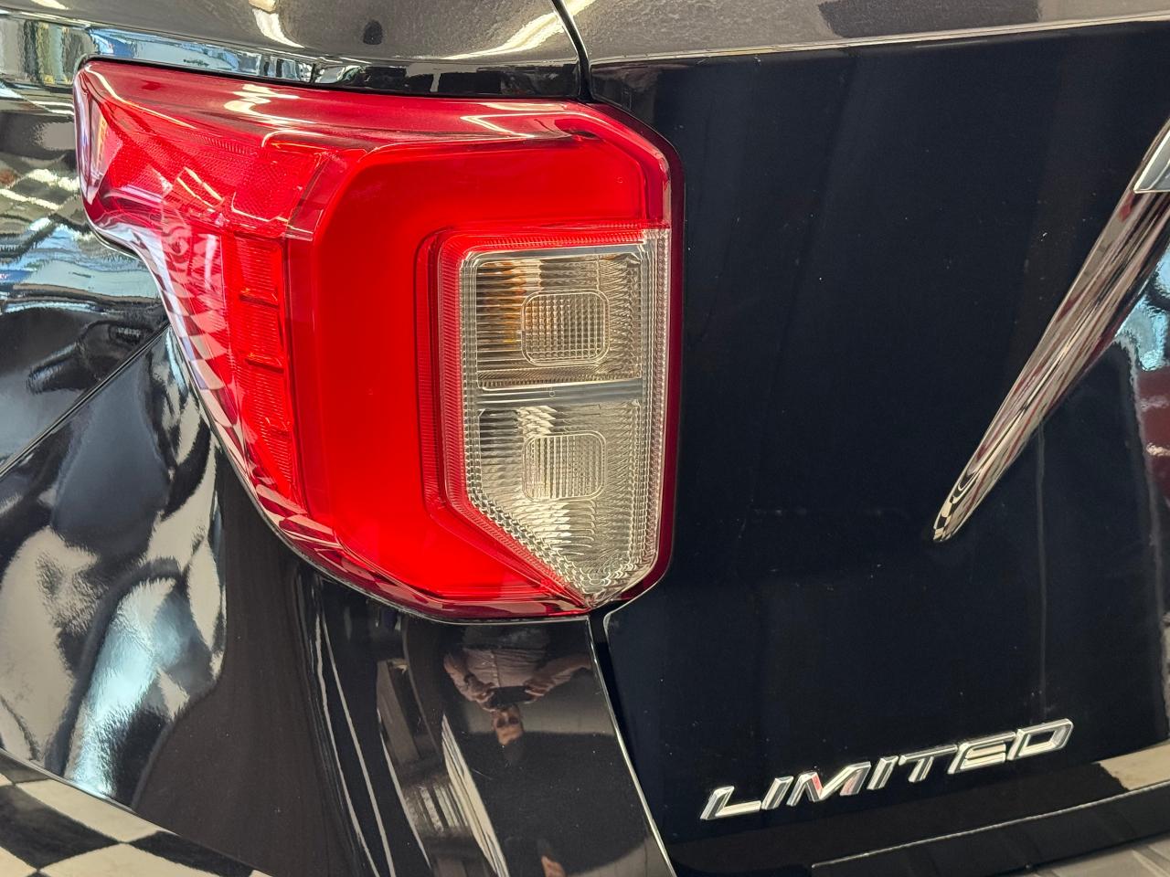 2021 Ford Explorer Limited 4WD 6 Pass+GPS+Lane Keep+Adaptive Cruise - Photo #72