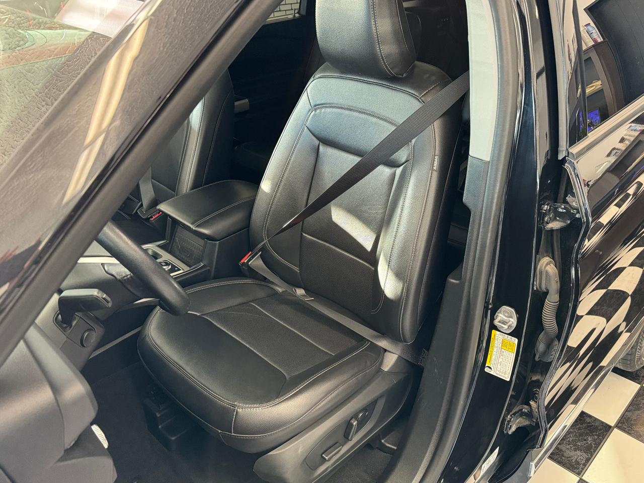 2021 Ford Explorer Limited 4WD 6 Pass+GPS+Lane Keep+Adaptive Cruise - Photo #21