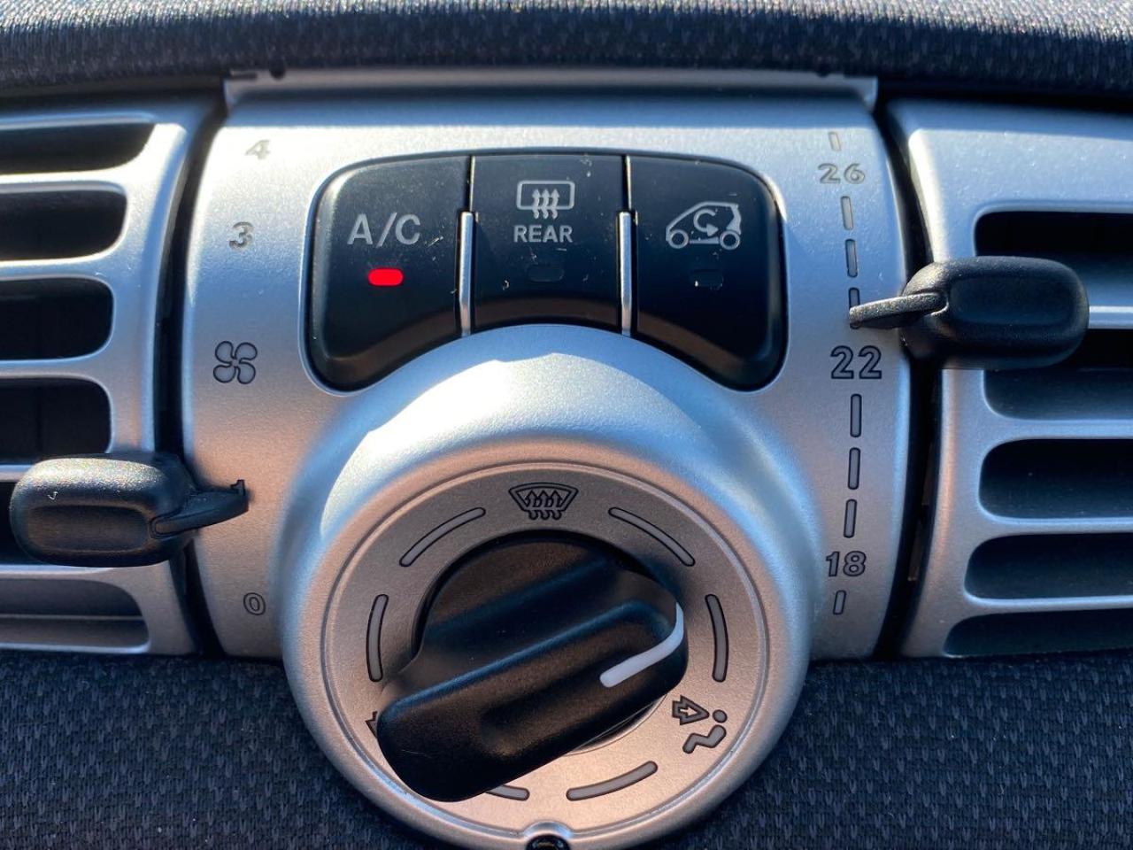 2013 Smart fortwo  - Photo #10