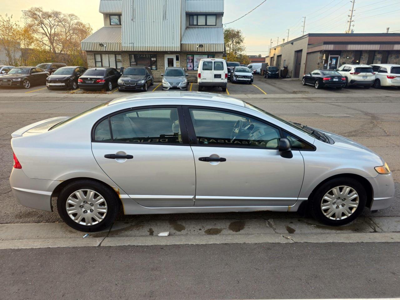 2009 Honda Civic 4dr Auto DX - Photo #2