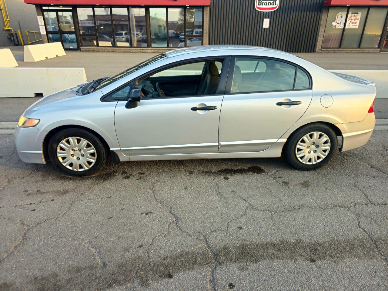 2009 Honda Civic 4dr Auto DX - Photo #5