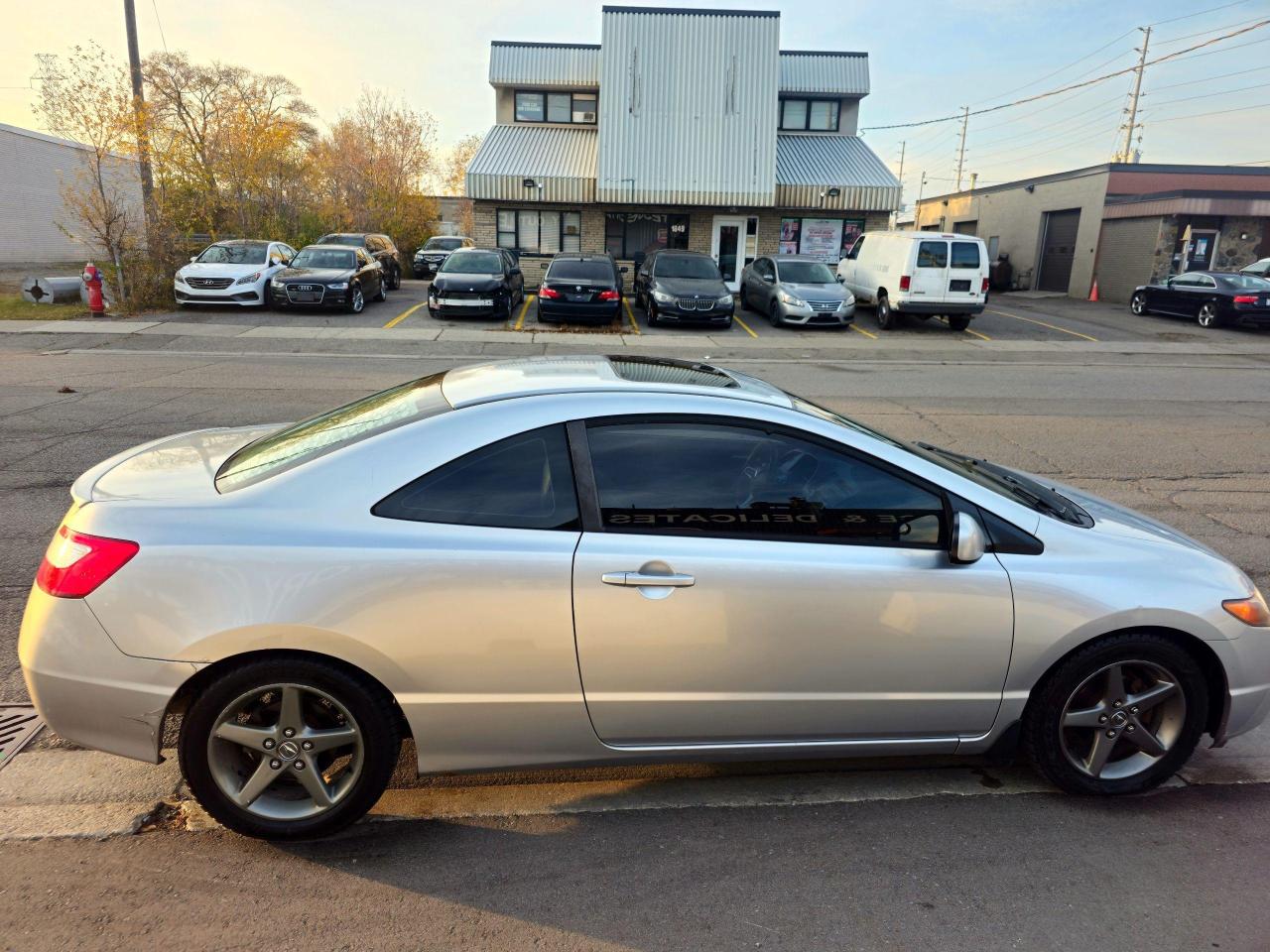2006 Honda Civic 2dr EX Auto Photo2