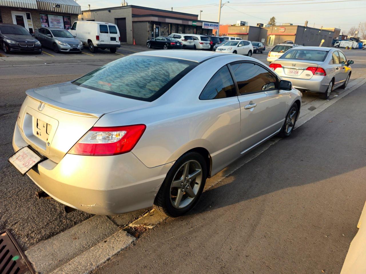 2006 Honda Civic 2dr EX Auto Photo3