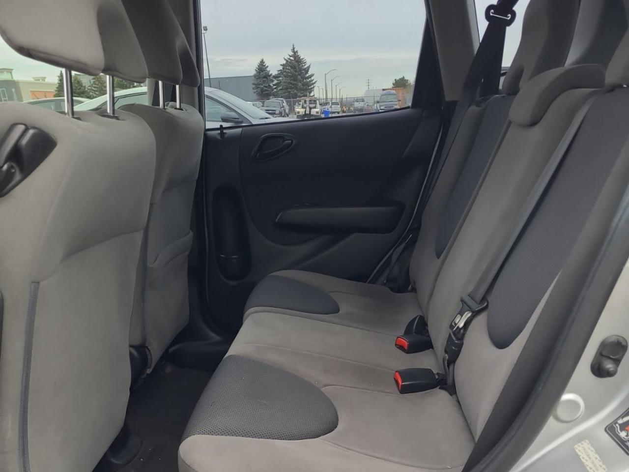2007 Honda Fit 5dr HB AT LX *Ltd Avail* - Photo #8