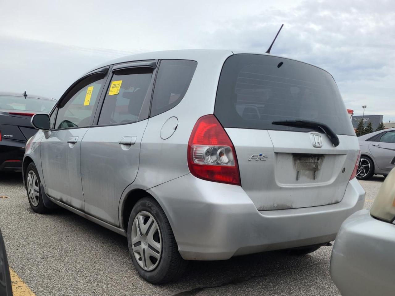 2007 Honda Fit 5dr HB AT LX *Ltd Avail* - Photo #3