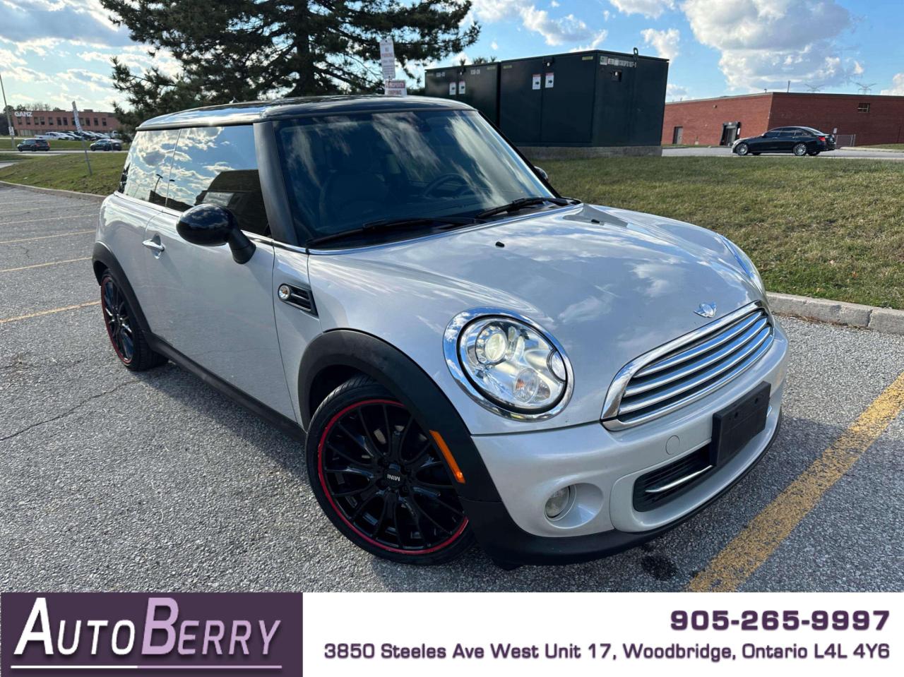 Used 2013 MINI Cooper Hardtop 2DR CPE KNIGHTSBRIDGE CLASSIC for