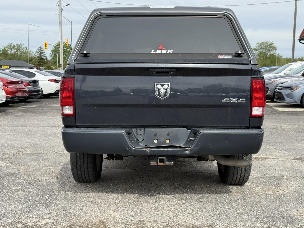 2018 RAM 1500 Tradesman 4x4 Crew Cab 6'4" Photo3