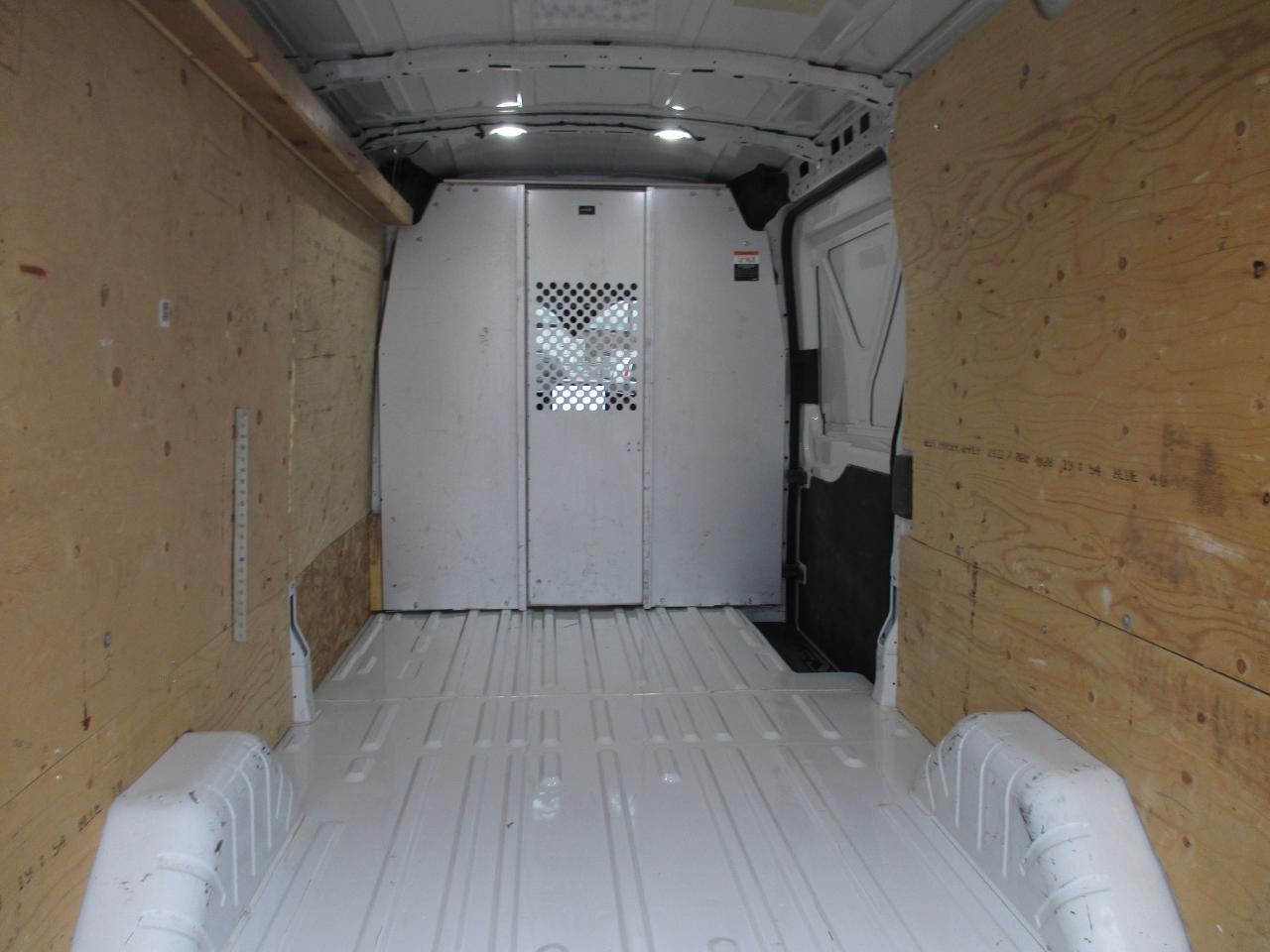 2022 Ford Transit T-150 148" Med Rf 8670 GVWR RWD - Photo #7