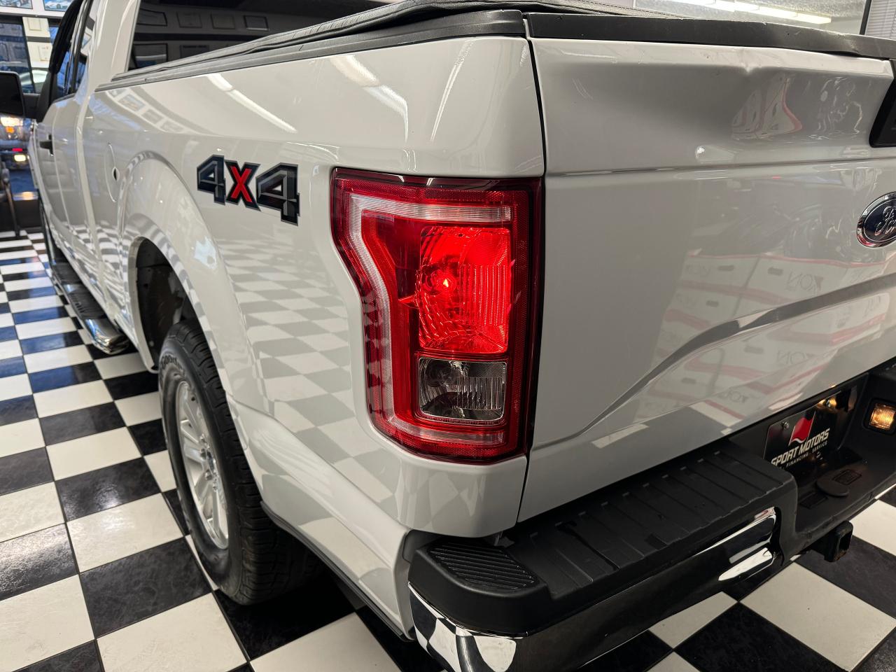 2015 Ford F-150 XLT 4x4+Bluetooth+New Tires & Brakes+Cruise+Tinted Photo88