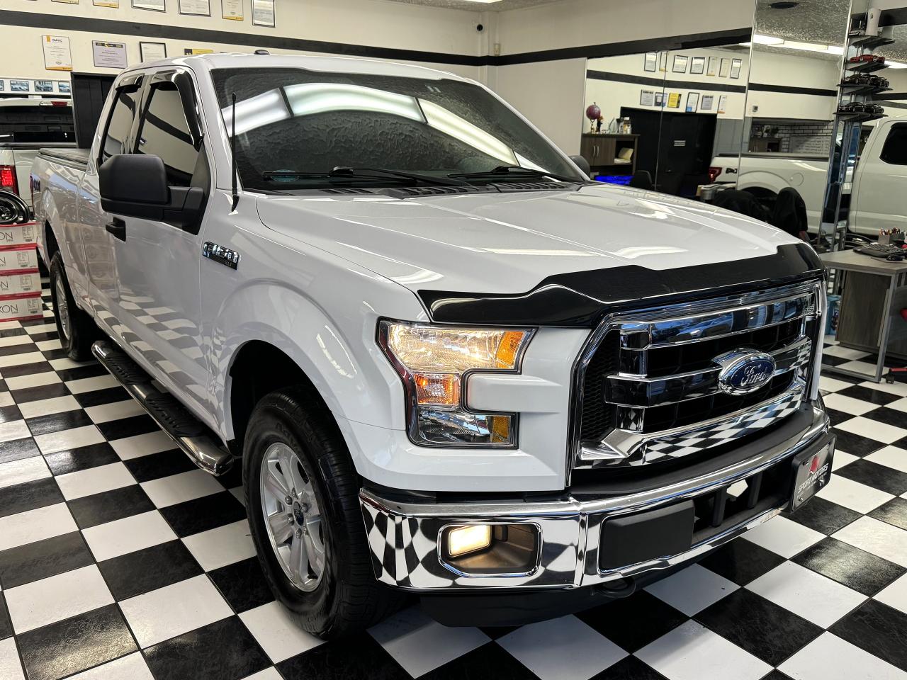 2015 Ford F-150 XLT 4x4+Bluetooth+New Tires & Brakes+Cruise+Tinted - Photo #5