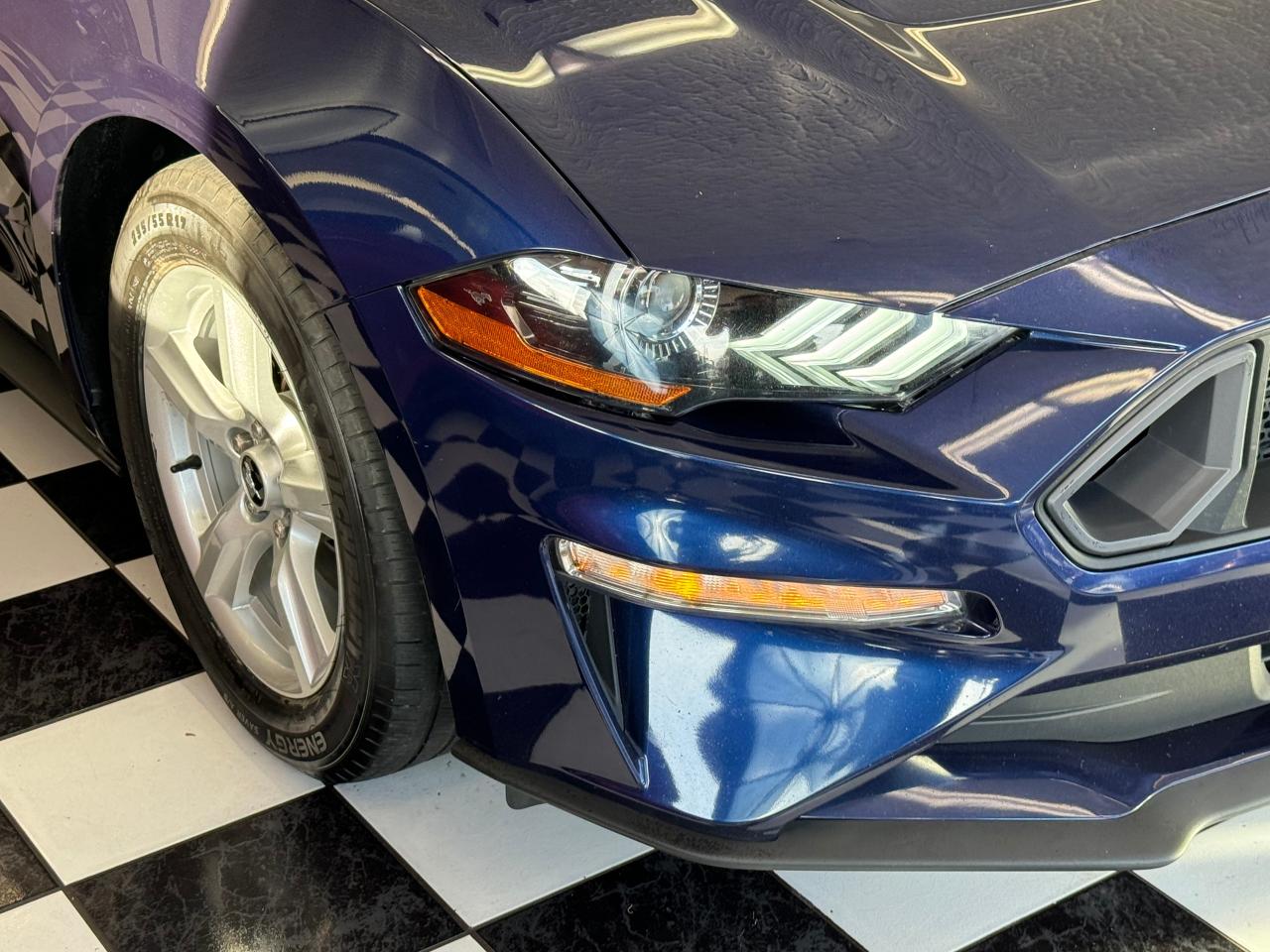 2018 Ford Mustang Ecoboost Premium+ApplePlay+Camera+CLEAN CARFAX - Photo #24