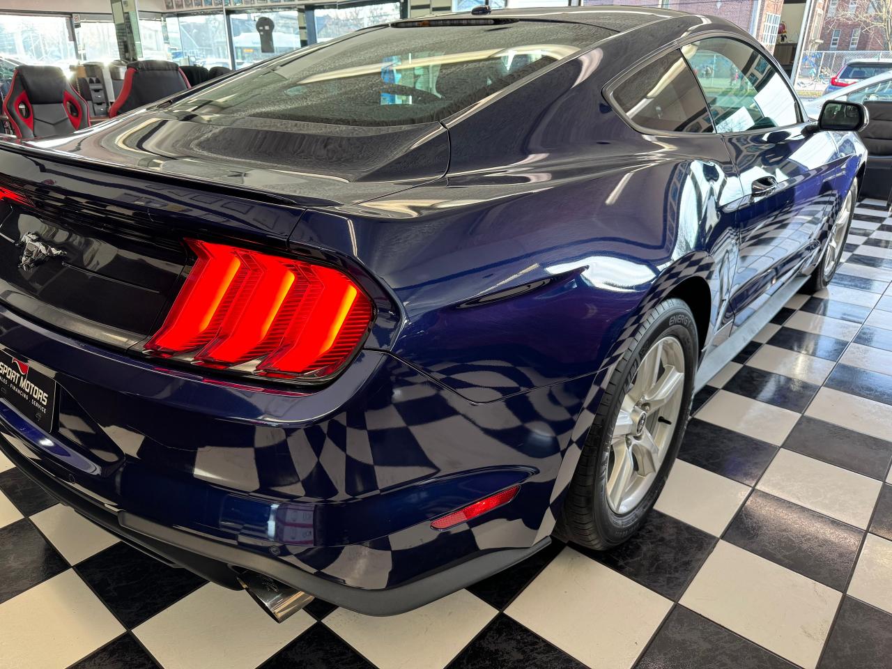 2018 Ford Mustang Ecoboost Premium+ApplePlay+Camera+CLEAN CARFAX - Photo #27