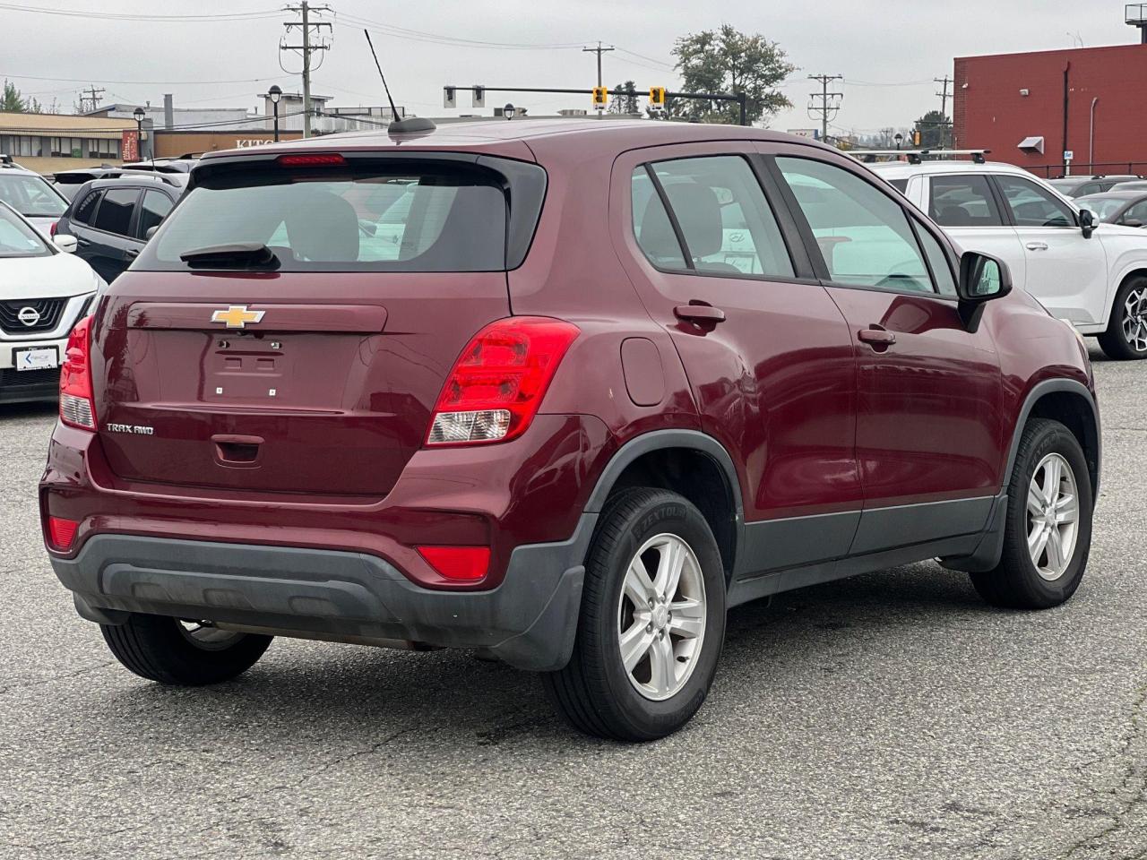 2017 Chevrolet Trax AWD 4dr LS - Photo #4