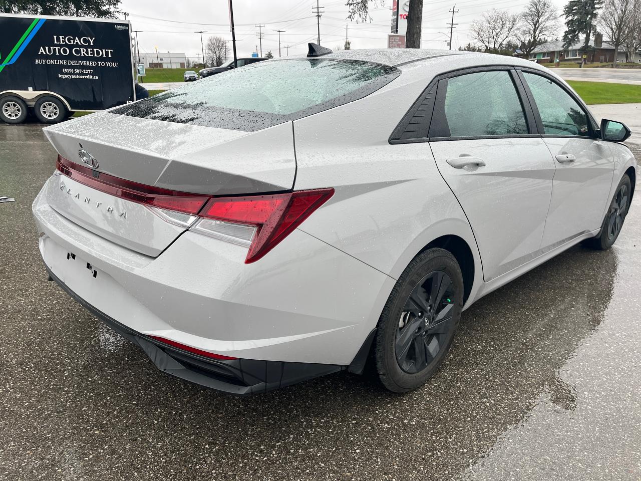 2023 Hyundai Elantra Preferred - Photo #5