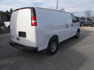 2015 Chevrolet Express 2500 Cargo - Photo #5