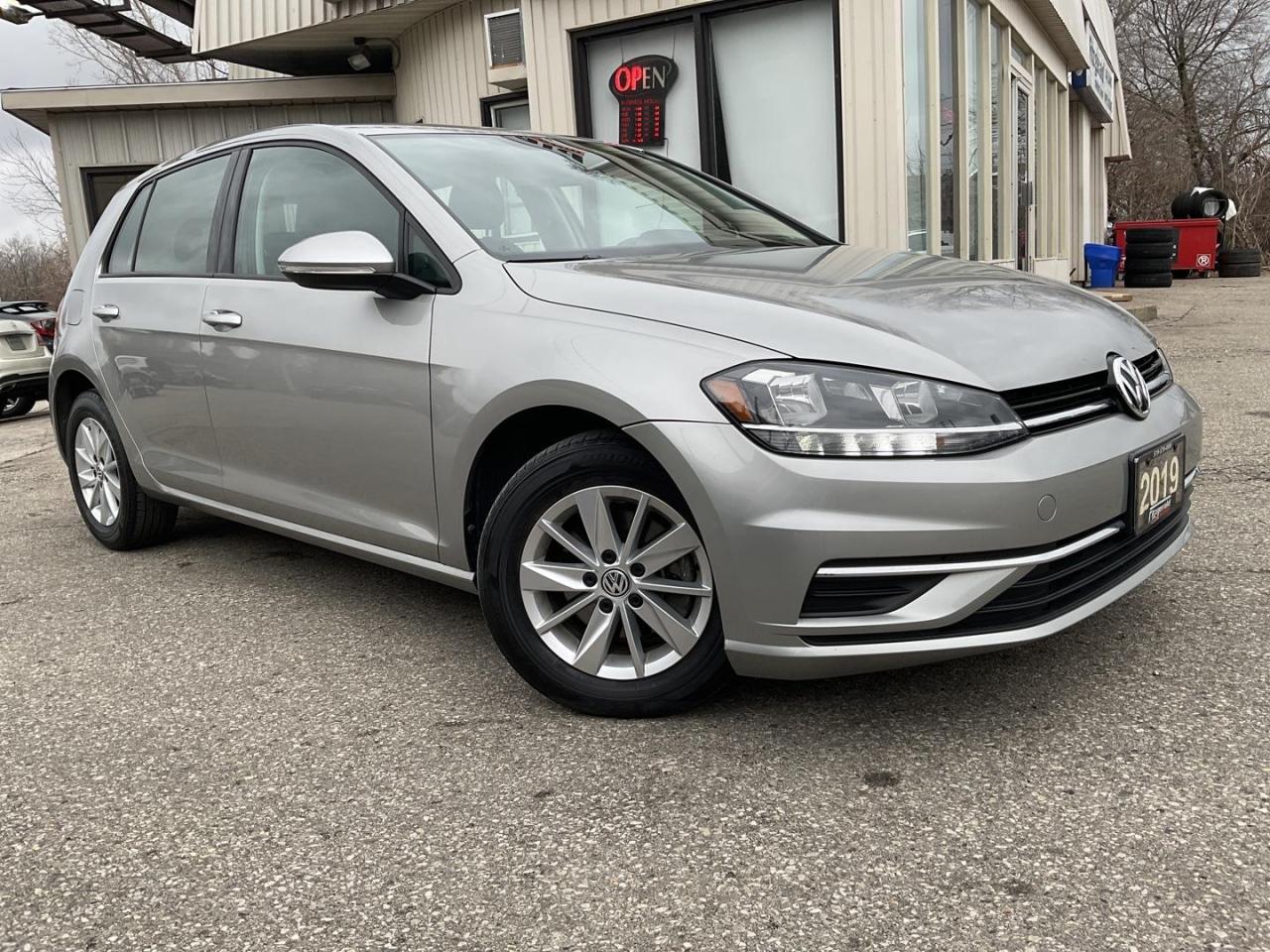 Used 2019 Volkswagen Golf COMFORTLINE - ALLOYS! BACK-UP CAM! HTD SEATS! CAR PLAY! for sale in Kitchener, ON