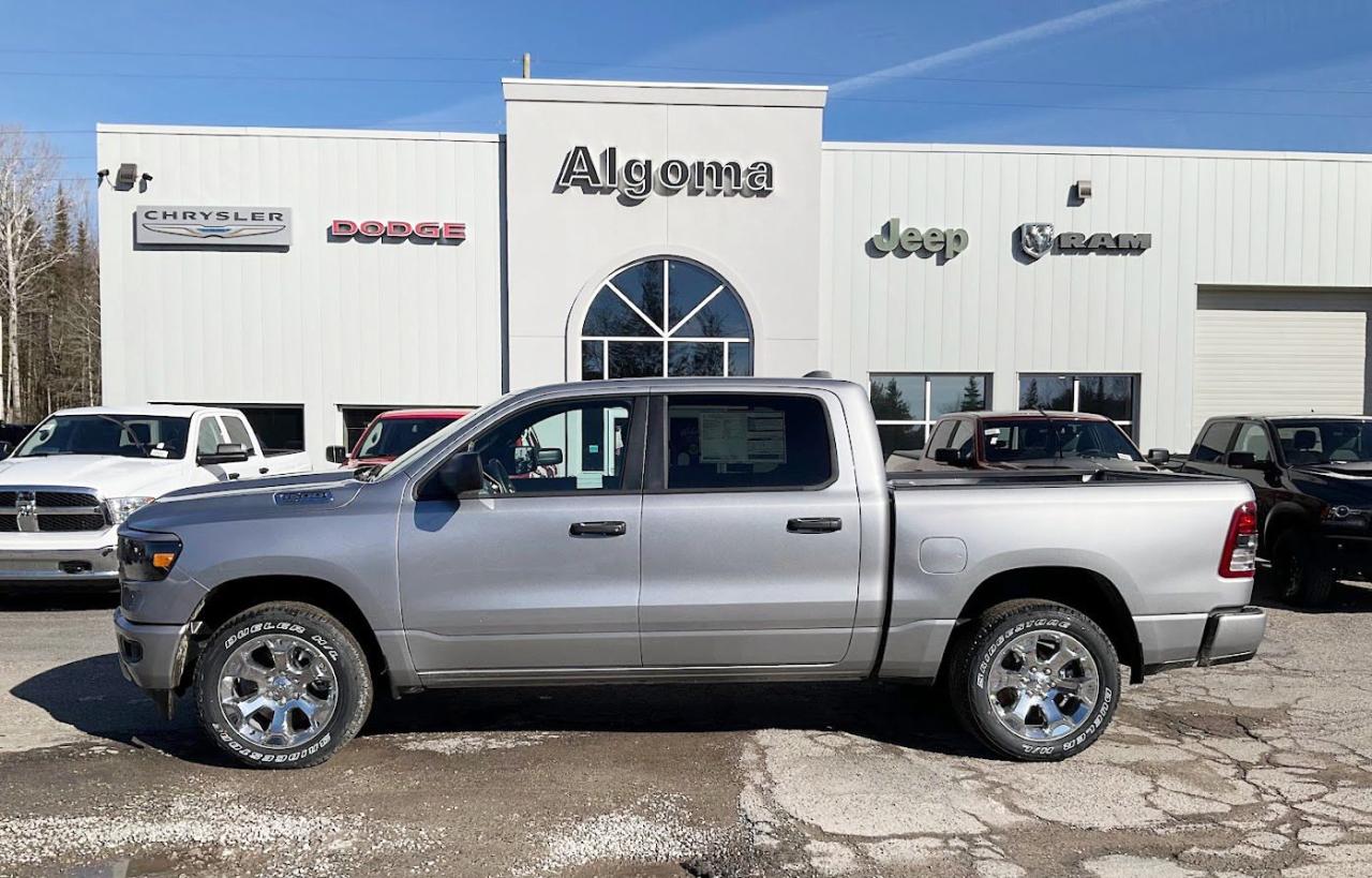 2024 RAM 1500 TRADESMAN Photo2
