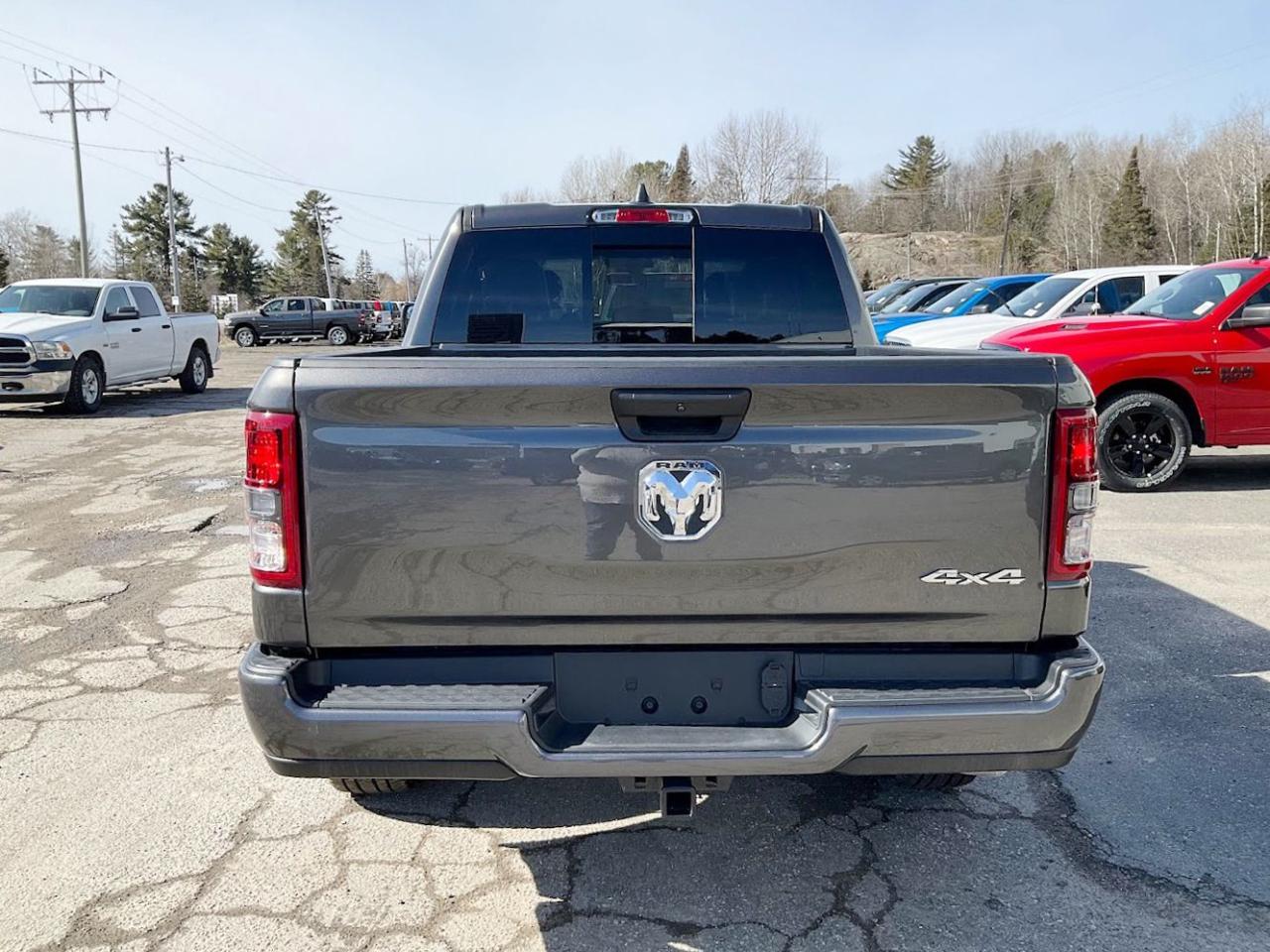 2024 RAM 1500 TRADESMAN Photo4