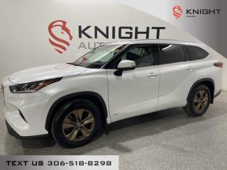 Used 2022 Toyota Highlander Hybrid XLE l Adaptive Cruise l Heated Seats l Sunrof for sale in Moose Jaw, SK