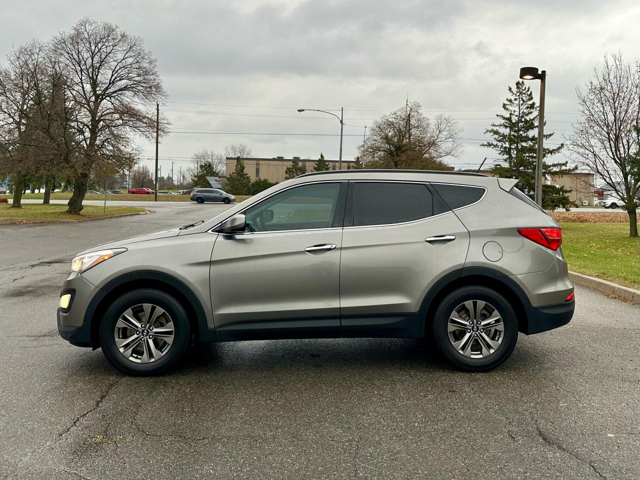 2015 Hyundai Santa Fe Sport Safety Certified Photo2