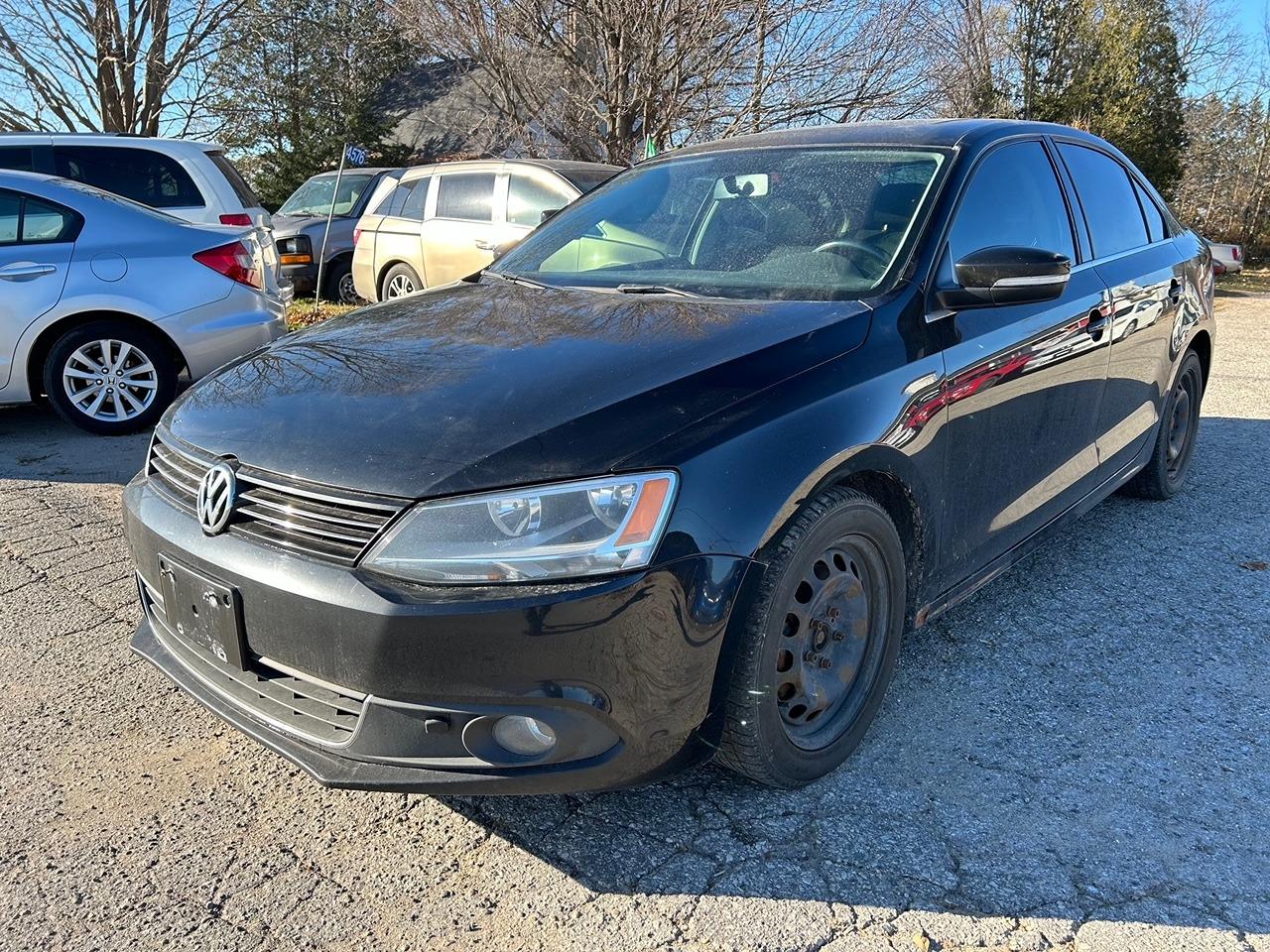2014 Volkswagen Jetta 4dr 2.0 TDI DSG Trendline+*Clean Drives Good* - Photo #1