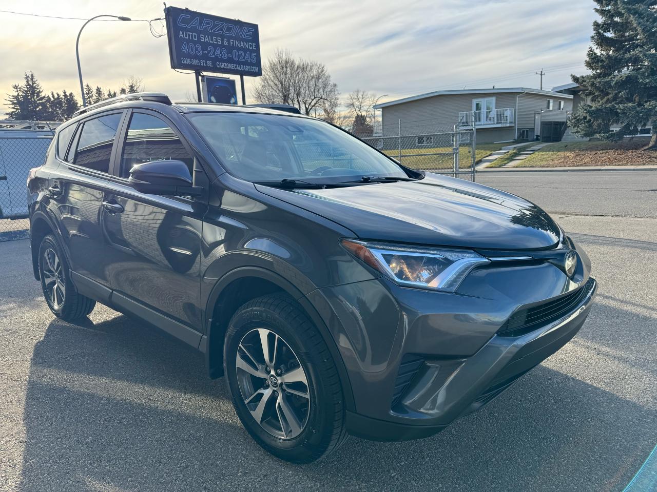 2018 Toyota RAV4 AWD LE Easy Financing Options - Photo #24