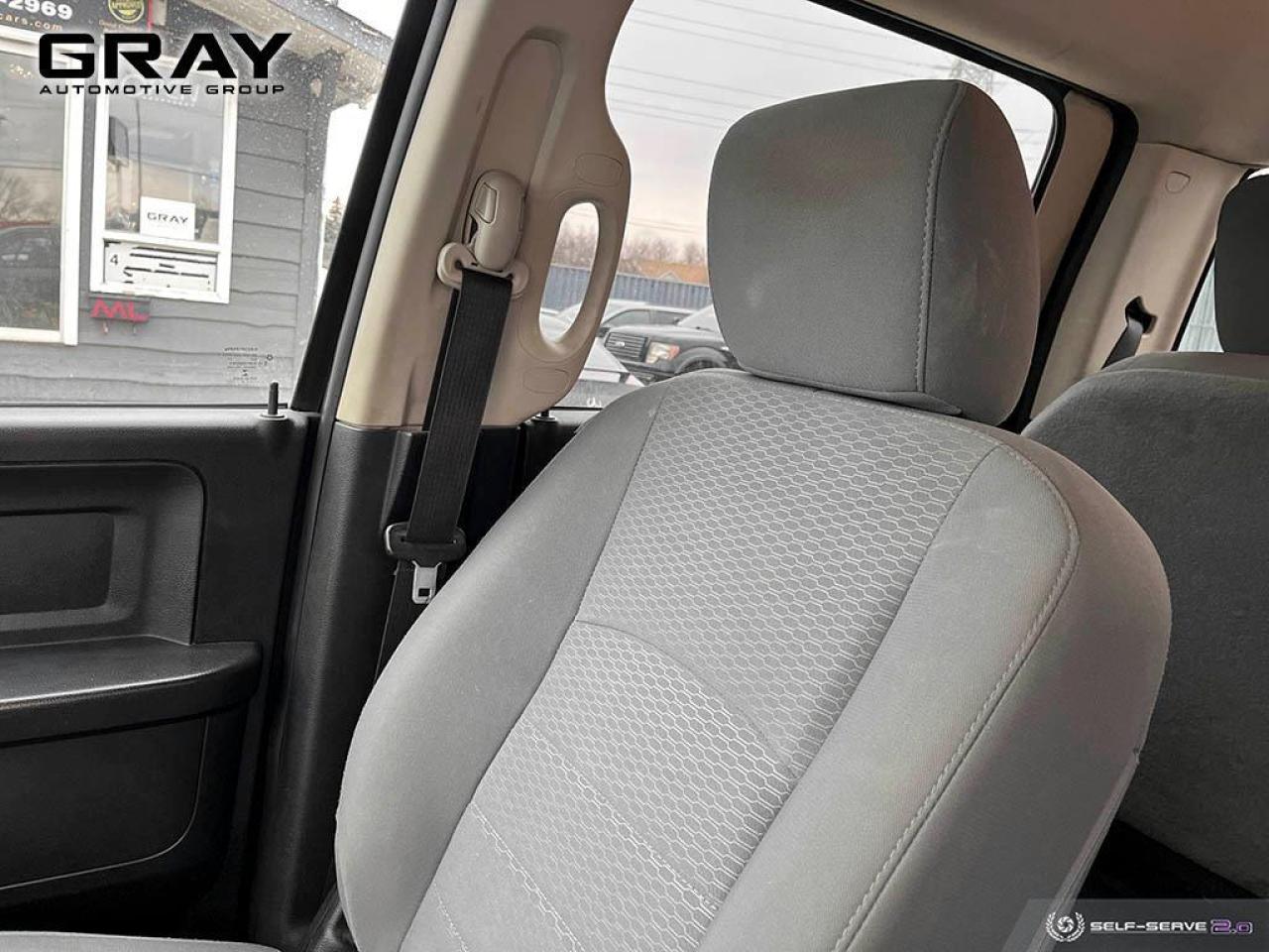 2015 RAM 1500 4WD Crew Cab 149" Tradesman - Photo #13