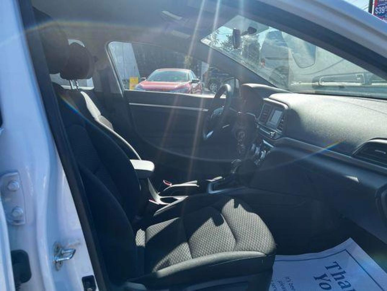 Used 2020 Hyundai Elantra Essential for sale in Waterloo, ON
