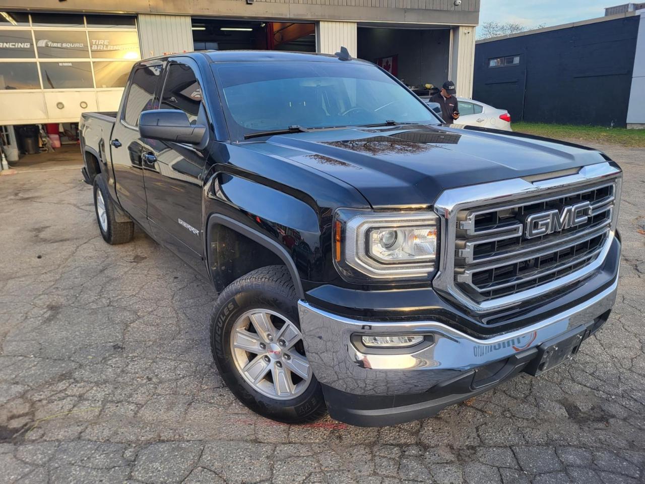 Used 2017 GMC Sierra 1500 SLE Crew Cab Short Box 2WD for sale in Waterloo, ON