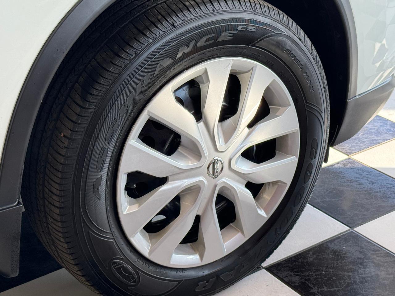 2019 Nissan Rogue S+ApplePlay+Camera+Heated Seats+A/C+ Photo130